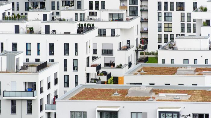 Apartment buildings in Munich (picture-alliance/R. Schlesinger)