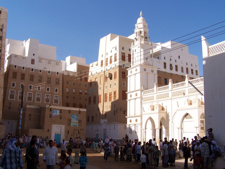 Haroon Alrashid Mosque in Shibam. Image © Flickr CC user Najeeb Musallam