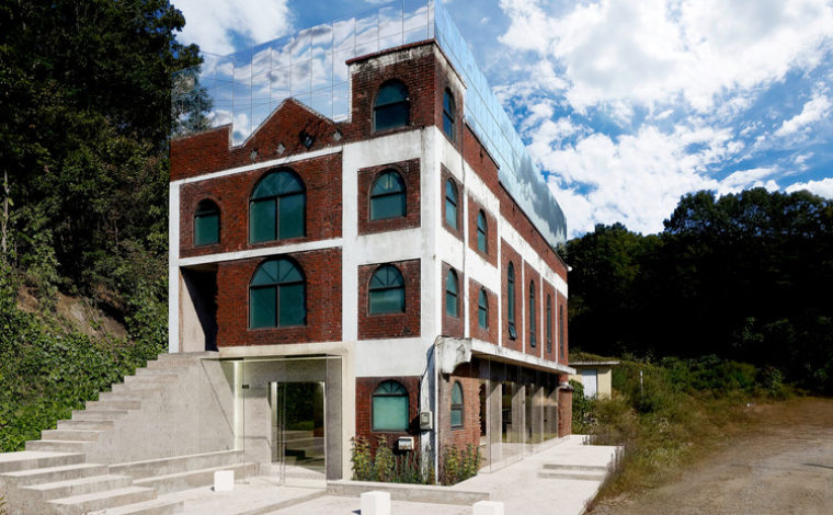 Restoration of Abandoned Church Connects Man, Nature, and God, © studio minorormajor