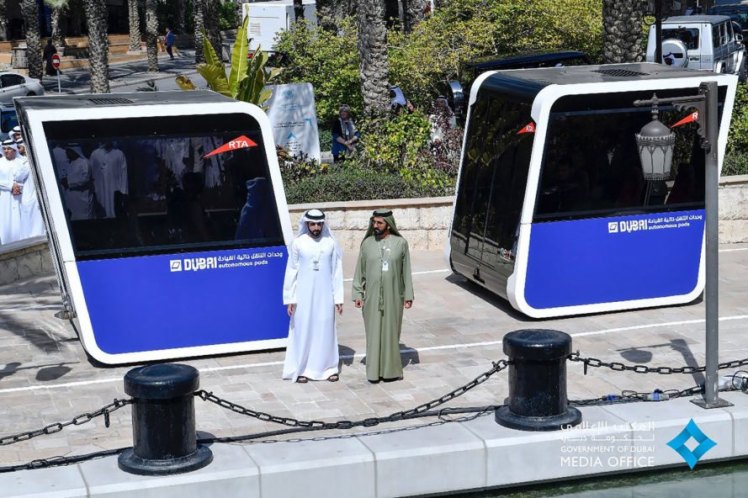 Dubai-Autonomous-Pods-889x592